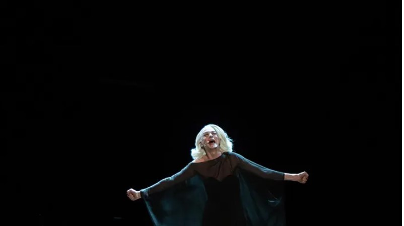 Drusilla Foer Live